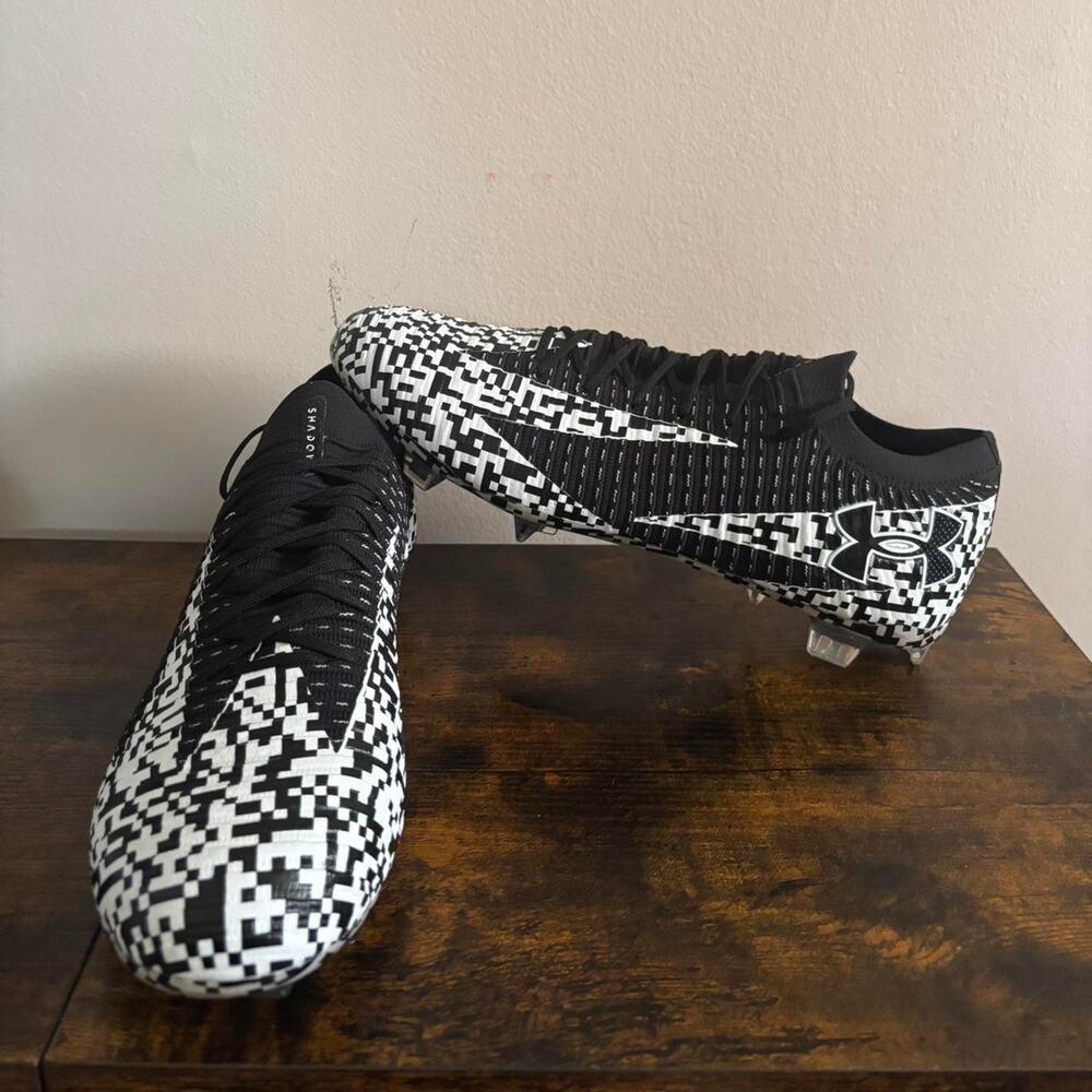 Under armour shadow elite 2 FG checkered black and white carbon fiber size 11